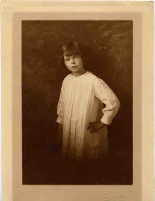 Lois Anne Sterner as a child, about 1922