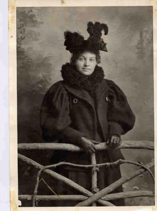 Amanda "Mollie" Boyer, about 1895